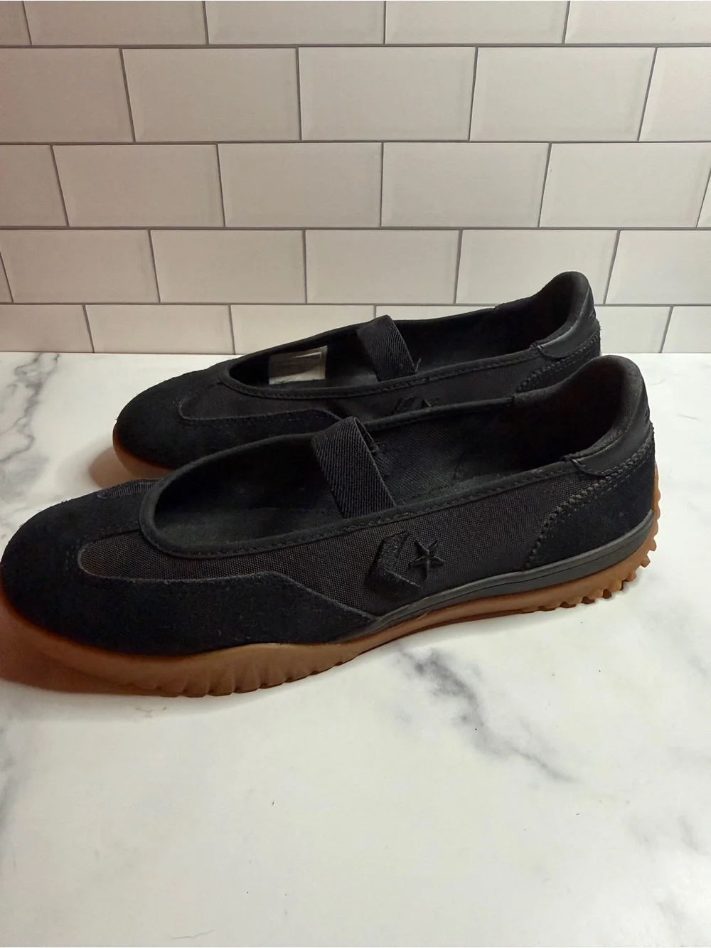 Converse Run Star Trainer Ballet Flats Black Gum Women’s 9.5 A16251C